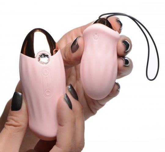 shegasm tandem teaser 10x clitoral stimulator with bonus egg vibe
